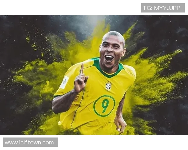 足球明星的辉煌历程与场外生活揭秘，展现他们的奋斗与荣耀